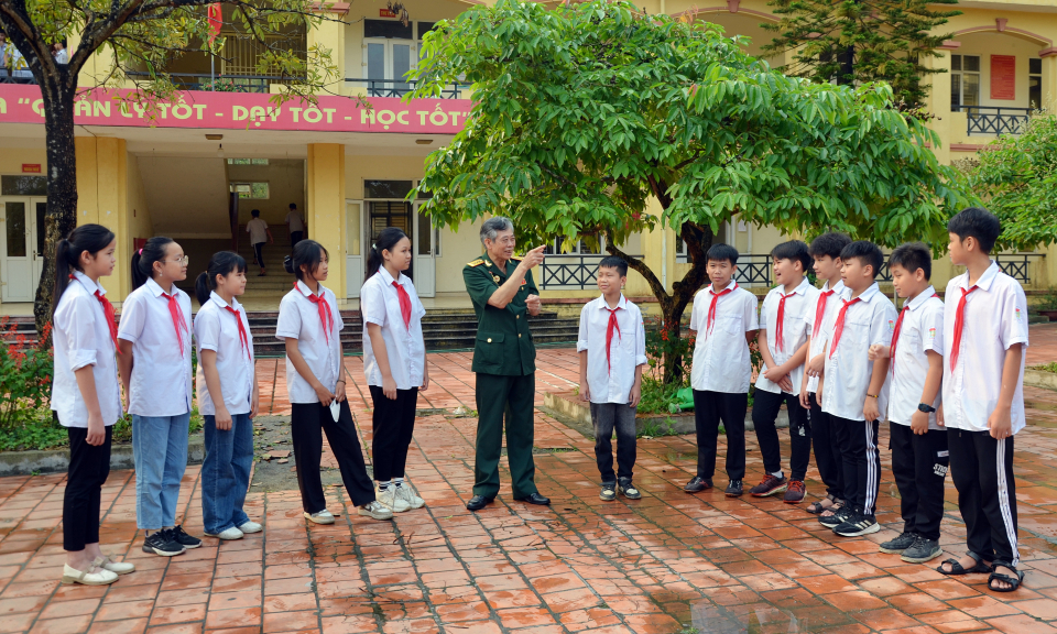  “Tiếp lửa” cho thế hệ trẻ