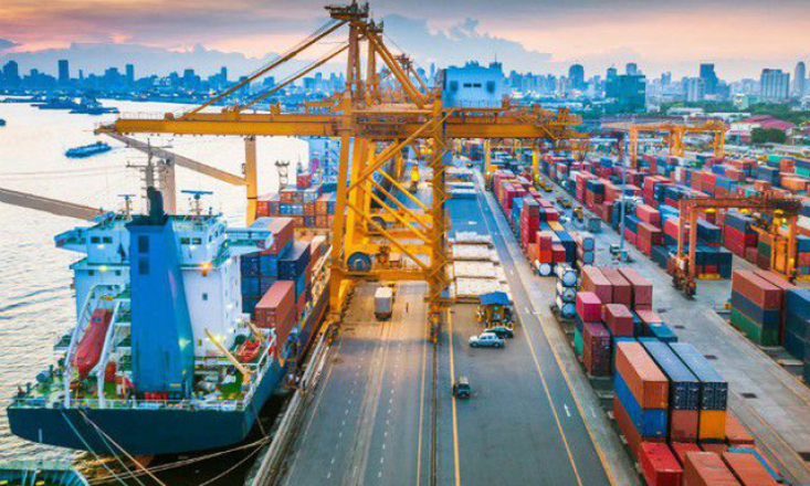 Viet Nam’s exports maintain growth momentum, new record set in August