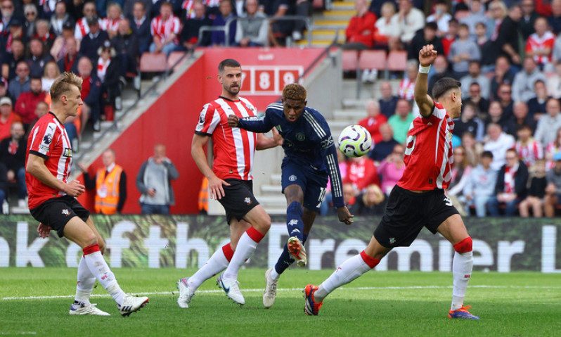 Cứu được phạt đền, Man United trừng phạt Southampton 3-0