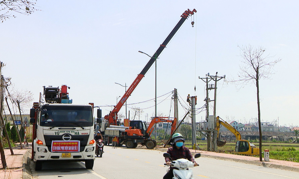 Quảng Yên: Dồn sức khôi phục lưới điện 