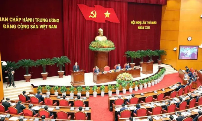 Second working day of 13th Party Central Committee’s 10th plenum