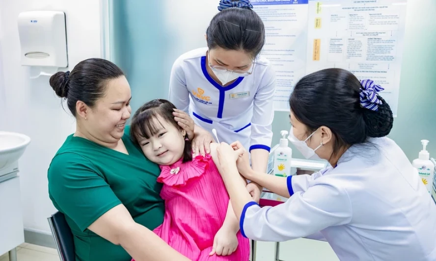 Chính thức triển khai tiêm vaccine sốt xuất huyết tại Việt Nam