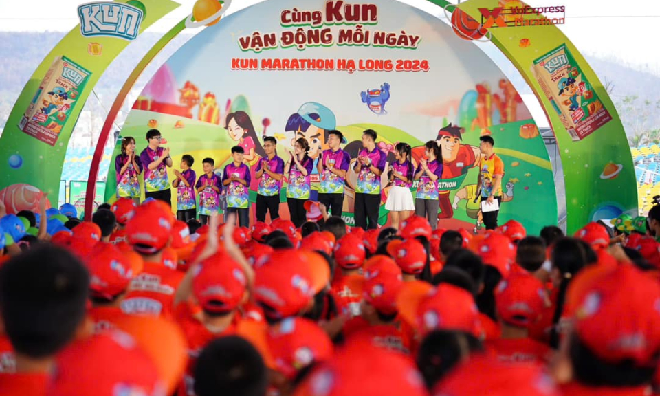 1.500 em nhỏ chinh phục đường chạy giải Kun Marathon Hạ Long 2024