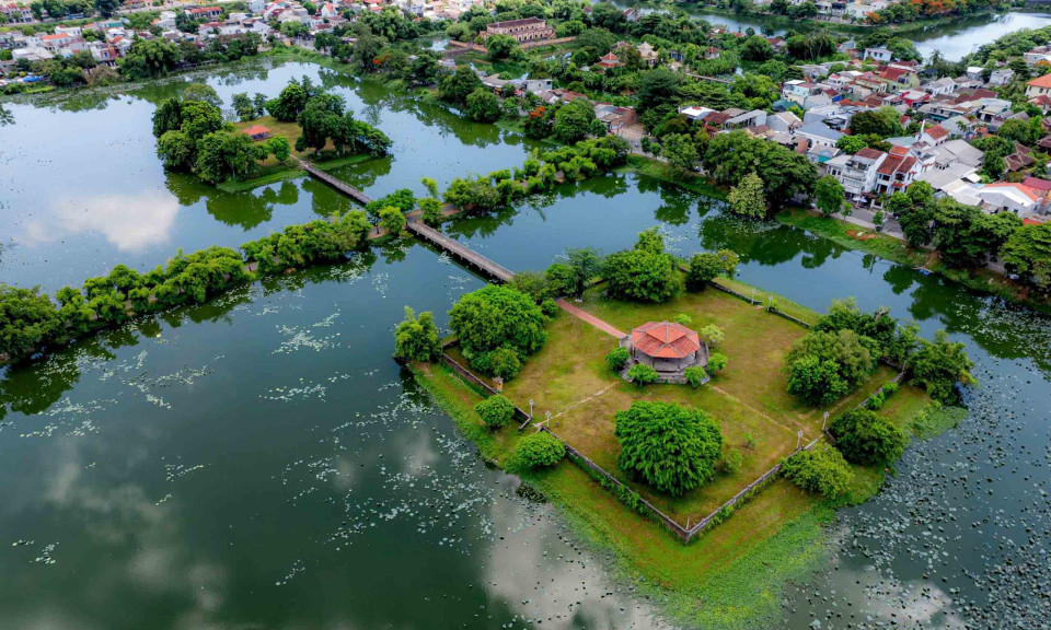 Hồ Tịnh Tâm – ‘vườn ngự uyển’ bên kinh thành Huế