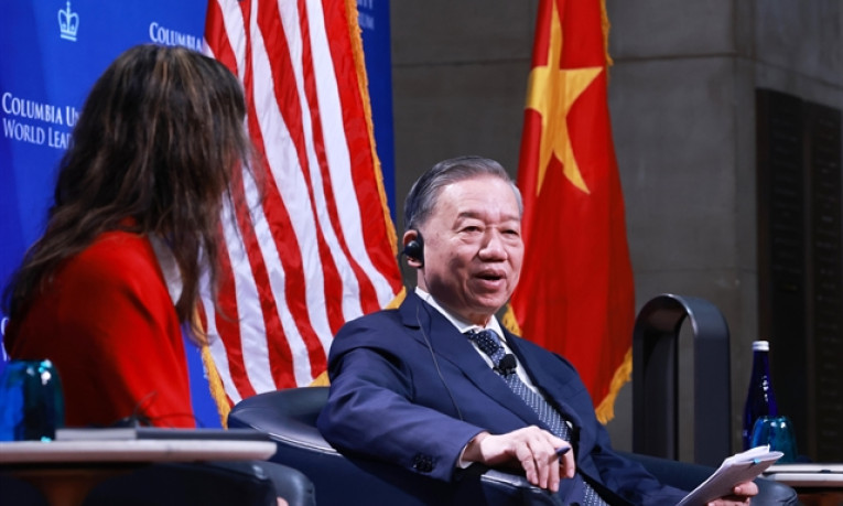 Việt Nam's top leader visits, delivers policy speech at Columbia University