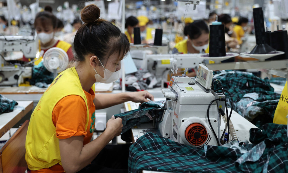 Gần 1,3 triệu lao động rút BHXH một lần, gần 50% quay trở lại đóng tiếp
