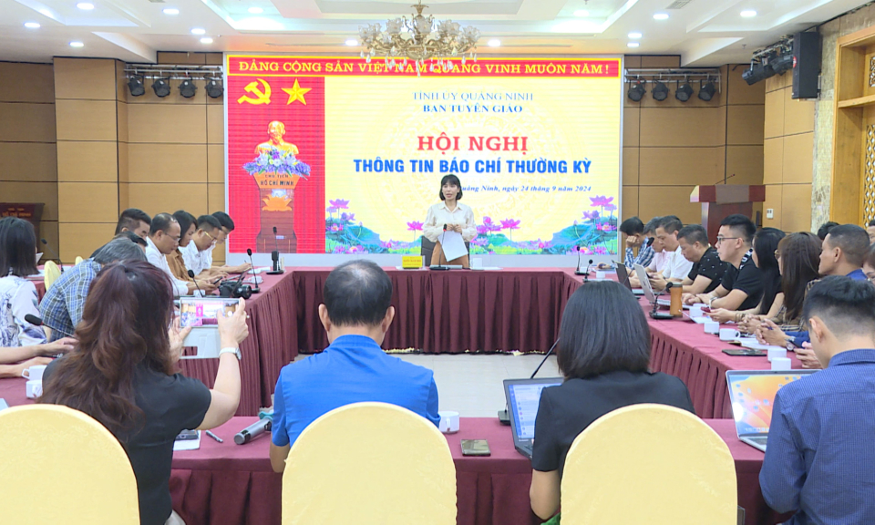 Hội nghị thông tin báo chí thường kỳ