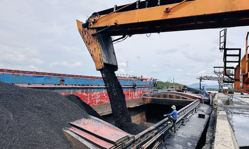 TP Uông Bí: Dấu ấn sản xuất công nghiệp - tiểu thủ công nghiệp
