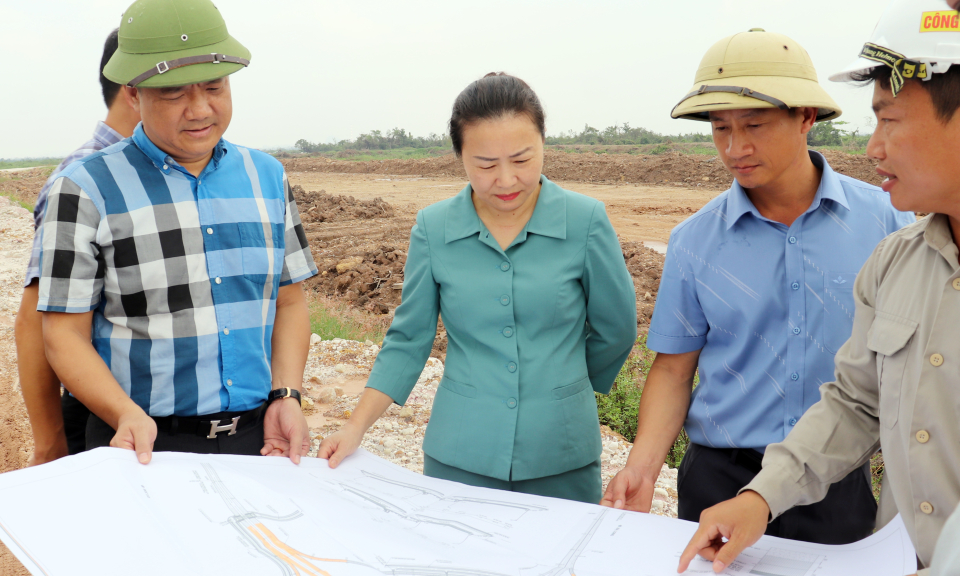 HĐND tỉnh giám sát các Ban quản lý dự án cấp tỉnh việc thực hiện kế hoạch đầu tư công trung hạn giai đoạn 2021 – 2025