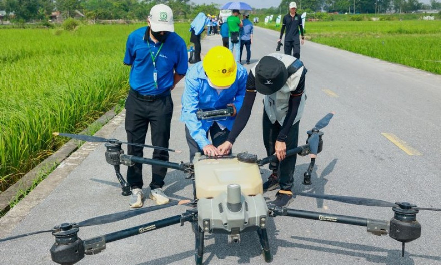 Ứng dụng Drone trong khảo nghiệm thuốc bảo vệ thực vật