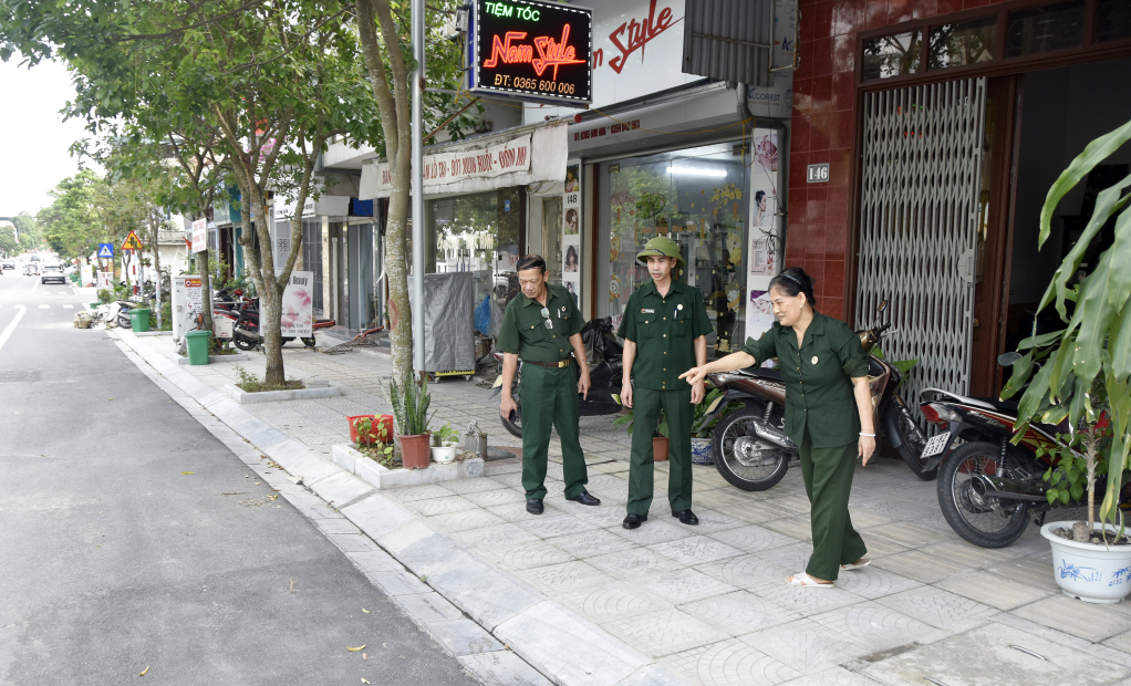 Tuyến đường Lựng Xanh - khu 5B, phường Quang Trung (TP Uông Bí) được mở rộng vỉa hè năm 2023 nhờ các hội viên CCB tham gia hiến đất.