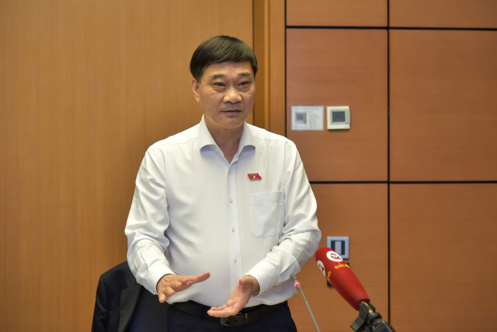 Đại biểu Vũ Hồng Thanh, Chủ nhiệm Ủy ban Kinh tế của Quốc hội, ĐBQH tỉnh Quảng Ninh, phát biểu thảo luận.
