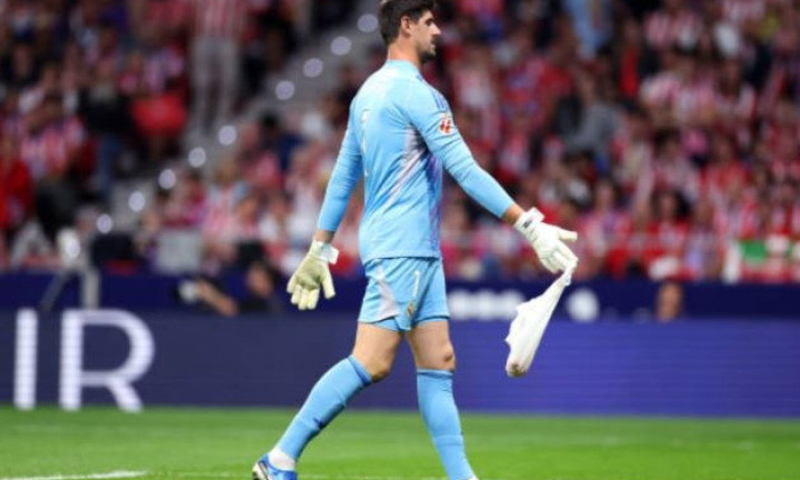 Real báo tin xấu về Courtois