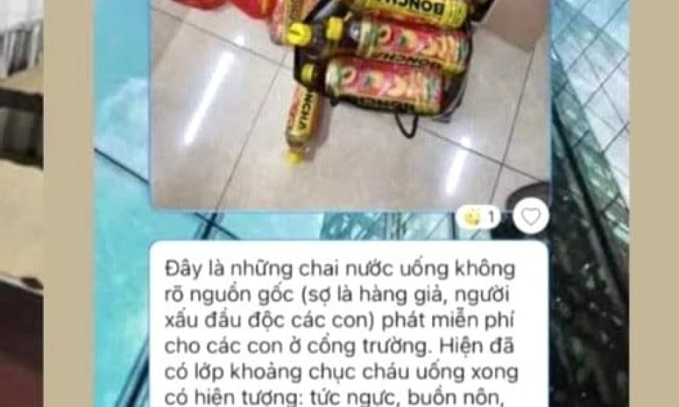 Uống nước miễn phí ngoài cổng trường, nhiều học sinh Hà Nội nhập viện nghi ngộ độc