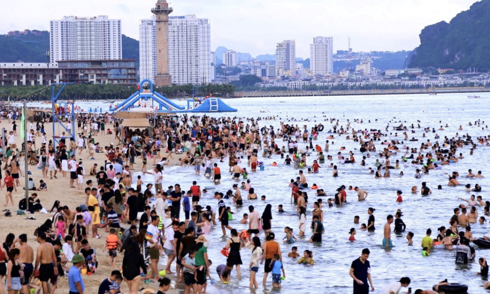 今年前9个月 广宁接待游客量超1560万人次