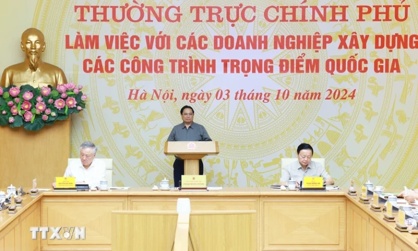 Thủ tướng nêu 6 nhiệm vụ để gỡ vướng mắc, thúc đẩy phát triển hạ tầng chiến lược