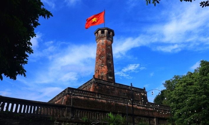 A colourful Hà Nội welcomes Liberation Day