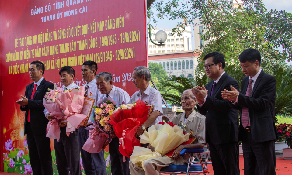 Trọn niềm tin và tự hào với Đảng