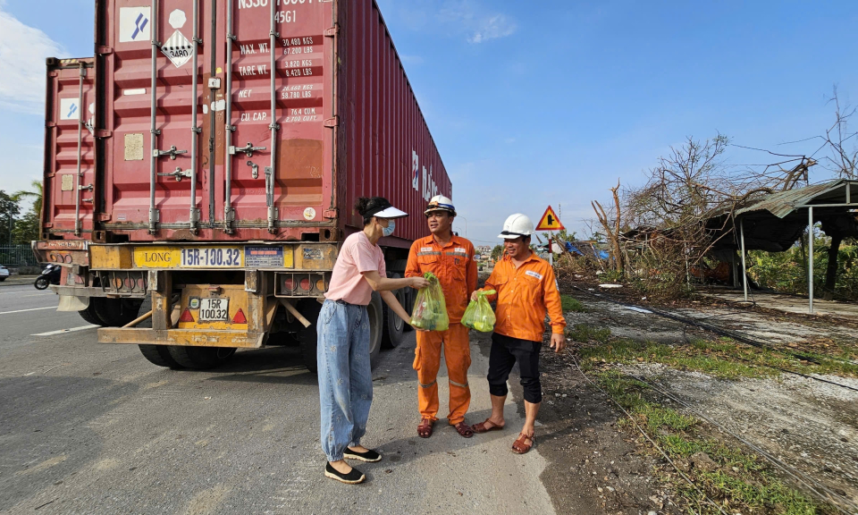 Những tấm lòng thơm thảo
