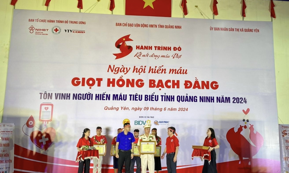 Gương hiến máu tiêu biểu