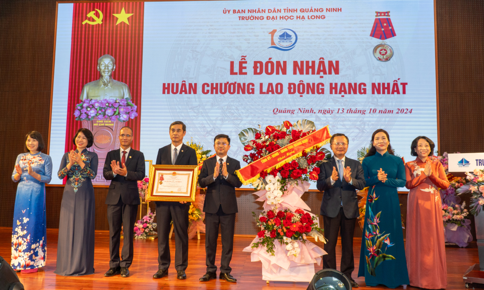 Trường Đại học Hạ Long kỷ niệm 10 năm thành lập (13/10/2014 - 13/10/2024)