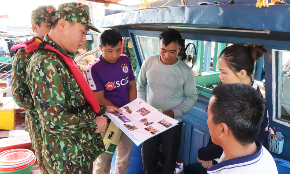 Quảng Ninh cùng cả nước gỡ “thẻ vàng” IUU 