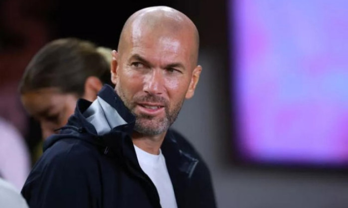 Chuyện gì đang xảy ra với Zinedine Zidane?