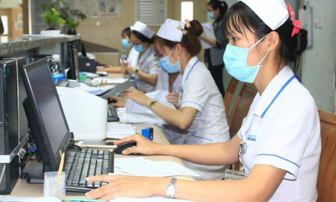 Phải chuyển chức danh nghề trước khi xét thăng hạng