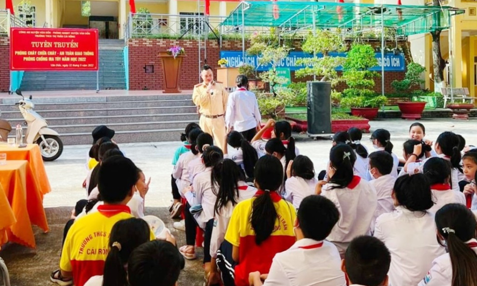 Vân Đồn giải quyết hiệu quả nguyện vọng của cử tri