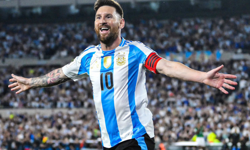 Messi bất ngờ nói đến chuyện từ giã tuyển Argentina