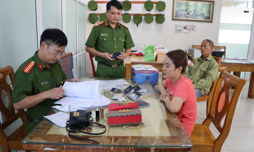 Lừa đảo chiếm đoạt tài sản trên 40 tỷ đồng bằng thủ đoạn “phông bạt” các mối quan hệ