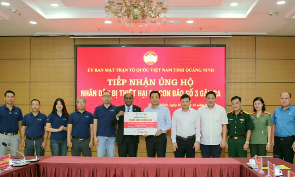 Đồng hành cùng nhân dân tái thiết cuộc sống