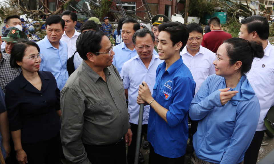 Phát huy vai trò của thanh niên trong bảo vệ nền tảng tư tưởng của Đảng