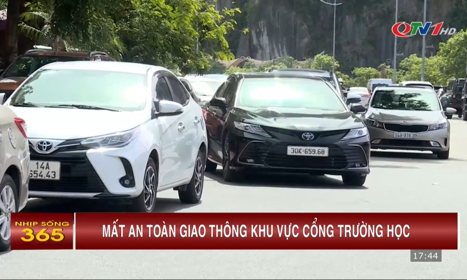 Mất an toàn giao thông khu vực cổng trường học