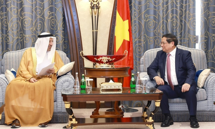 PM calls for Saudi Arabia’s investment in Việt Nam's key projects, especially in energy field