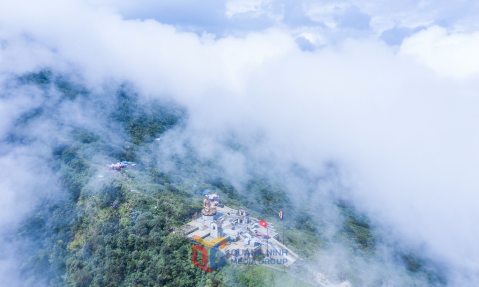 Sacred Yen Tu mountain in the fall