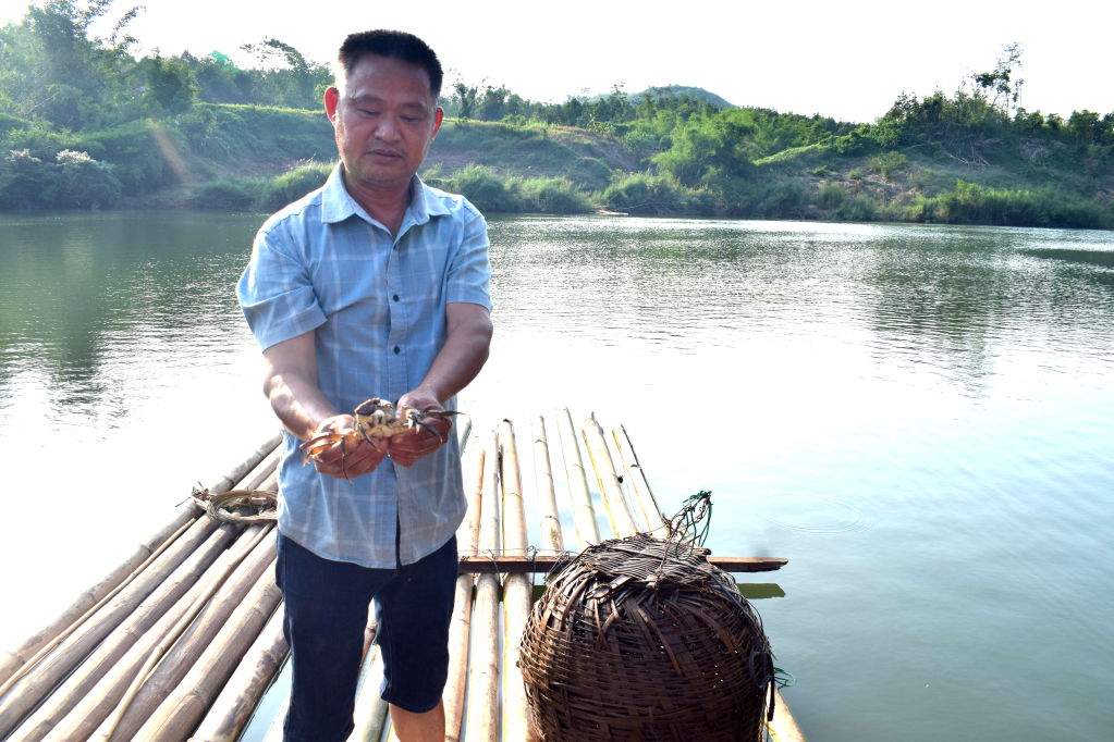 Theo ông Diểng chủ nhà hàng ở xã Thanh Sơn, thị thực khách khen rằng cà ra ba chẽ là của lông ngon nhất Việt Nam