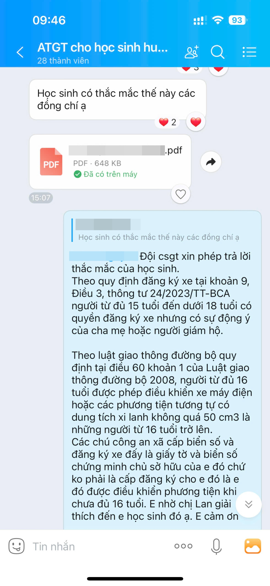 Ngoài việc kịp thời trao đổi các thông tin liên quan ATGT lứa tuổi học sinh, thông qua nhóm zalo, lực lượng CSGT cũng trực tiếp giải đáp, phổ biến các kiến thức liên quan đến pháp luật về TTATGT.