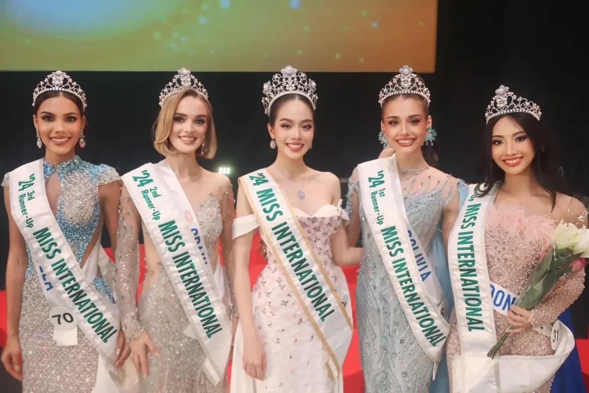 Hoa hậu Thanh Thủy đăng quang Miss International 2024 - Ảnh 1.