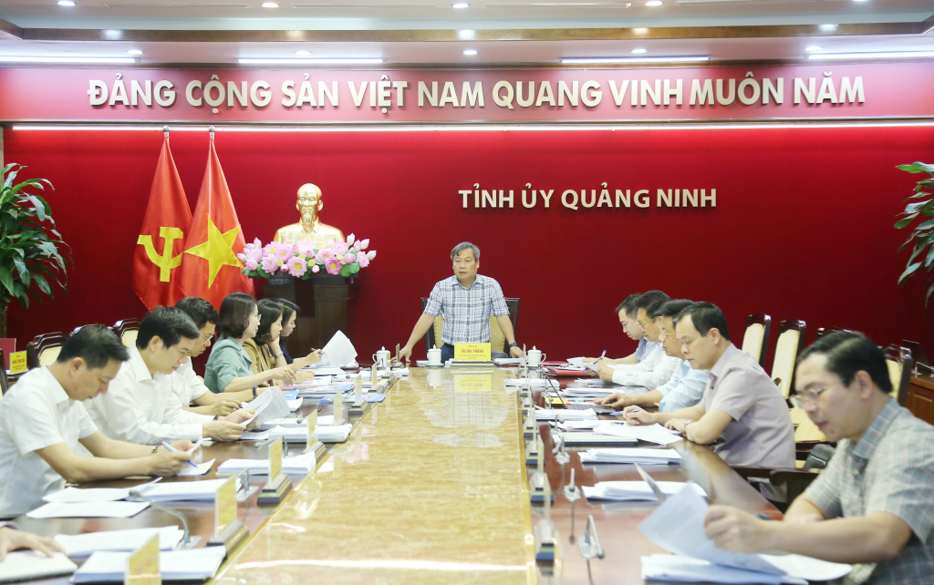 Đồng chí Vũ Đại Thắng, Ủy viên Trung ương Đảng, Bí thư Tỉnh ủy, kết luận hội nghị.