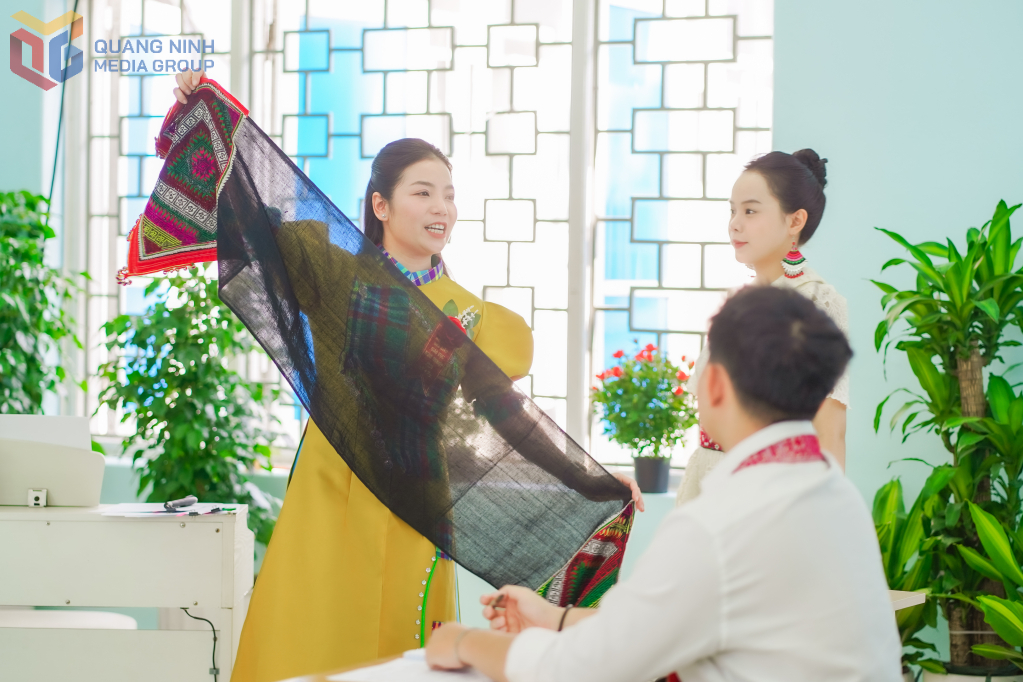 Ca sĩ Phạm Kim Thoa