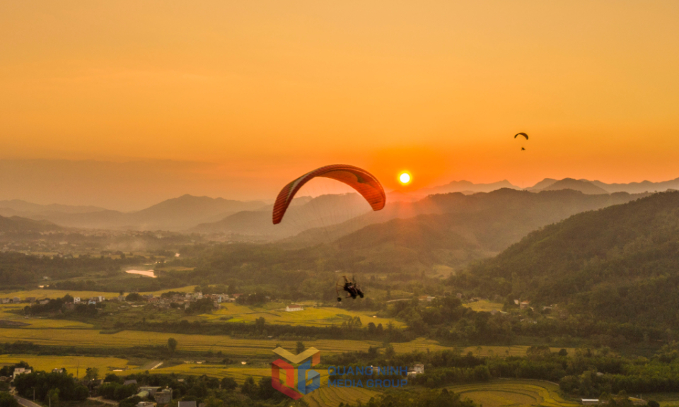 Amazingly beautiful Binh Lieu in autumn