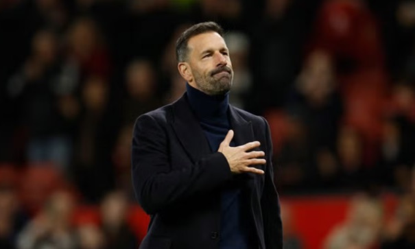 Van Nistelrooy lên tiếng về khả năng làm trợ lý cho Ruben Amorim