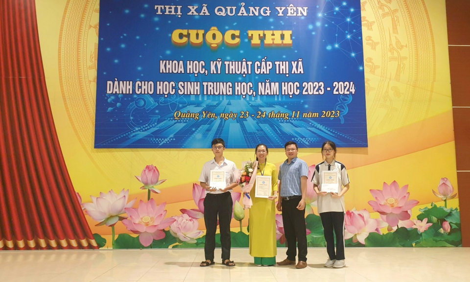 Người truyền lửa đam mê nghiên cứu khoa học cho học trò