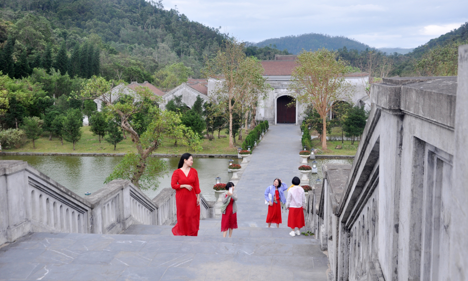 Mùa thu đông về trên non thiêng Yên Tử