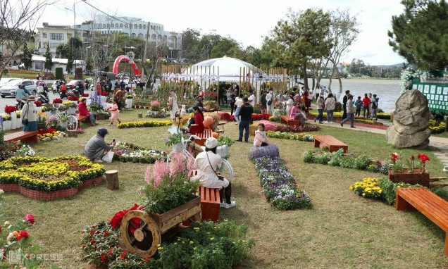 Đà Lạt chấn chỉnh 'chặt chém' dịp Festival hoa