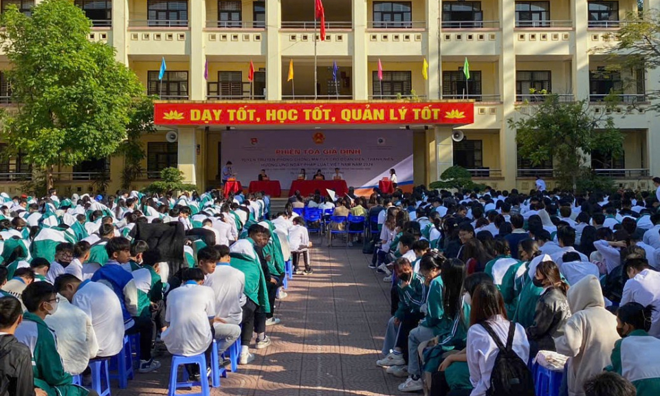 Phiên tòa giả định tuyên truyền phòng, chống ma túy cho đoàn viên thanh niên