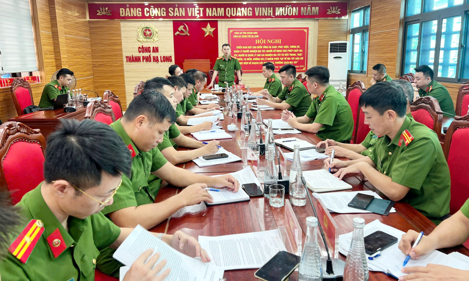 Công an Hạ Long mở đợt cao điểm đấu tranh với tội phạm và tệ nạn ma túy