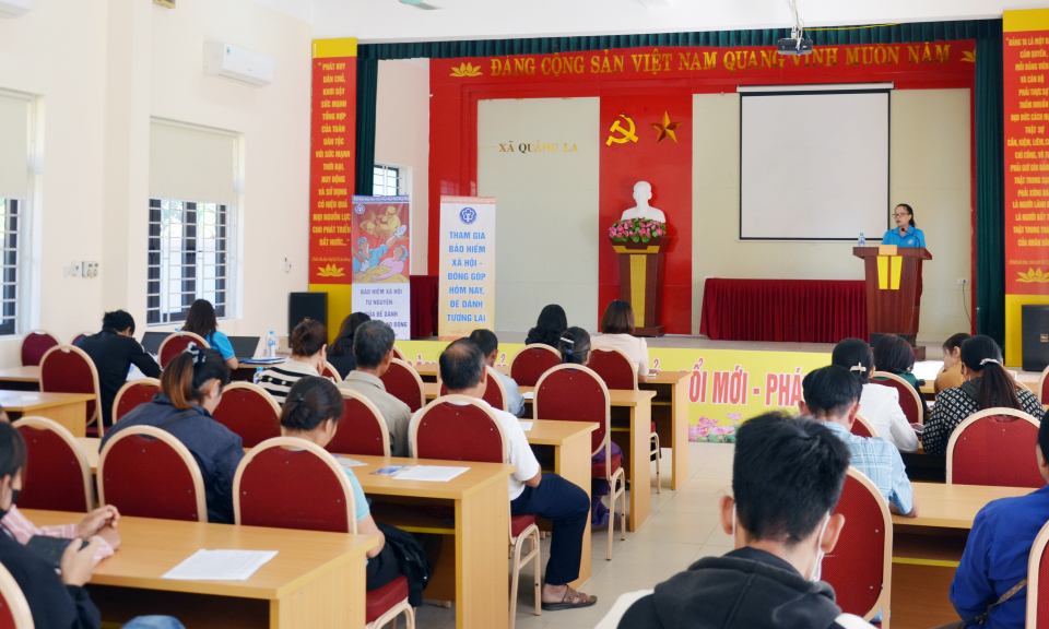 Tuyên truyền chính sách BHXH tự nguyện cho đảng viên, nhân dân
