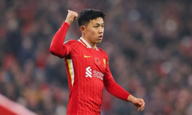 Liverpool cân nhắc chia tay Wataru Endo